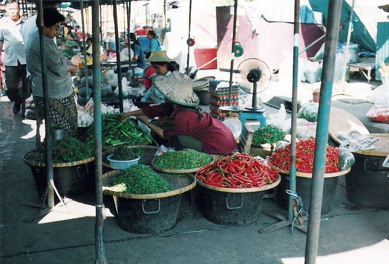 Chili-Verkäuferin am Markt