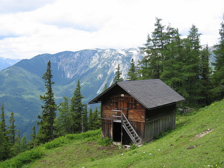 Hütte auf der Karreralm