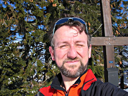 Am Gipfel des Großen Sulzberges (1400 m)