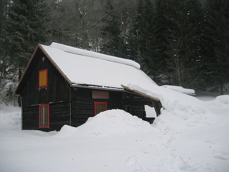 Die Alpenrose-Hütte (1260 m)