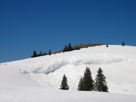 Blick zum Gipfel des Zinken (1619 m)